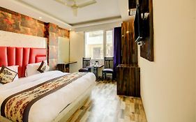 Hotel Smart Signature - Delhi Airport